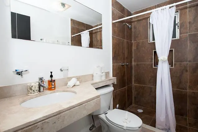 Aqua Terra - Quiet Condo For 4 Playa del Carmen
